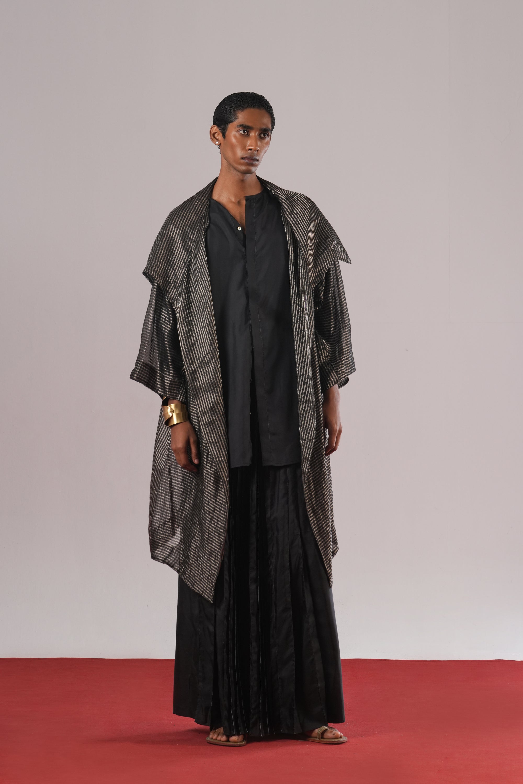 VARIABLE JACKET